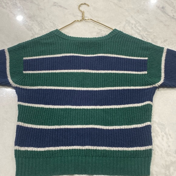 American Eagle Sweater - Picture 2 of 4